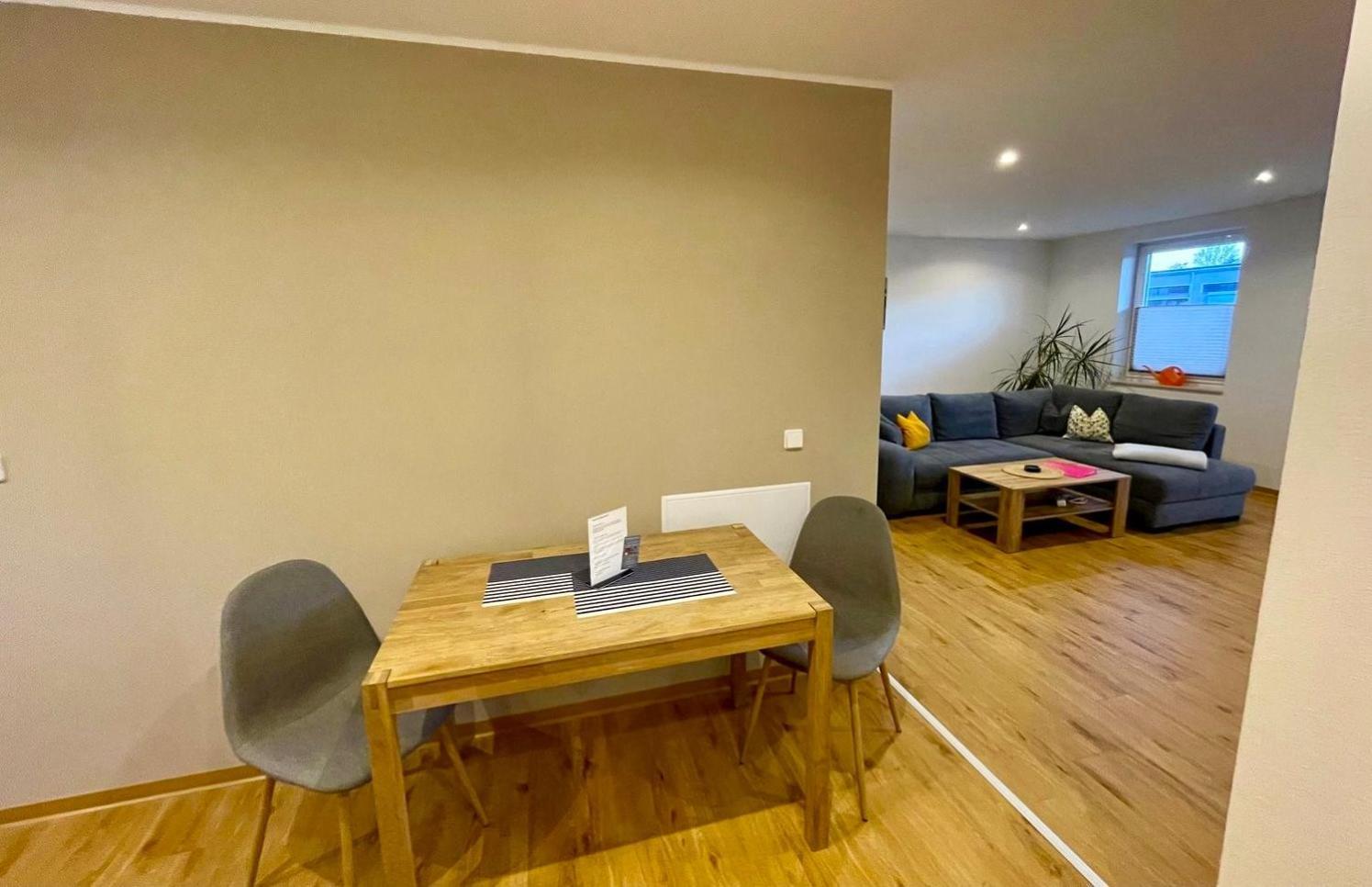 Stadtoase Geraeumige Gaestewohnungen Mit Balkon, Komfort, Modernitaet Und Ruhe, Fuer Monteure Geeignet, Free Wifi Frankenberg Zewnętrze zdjęcie