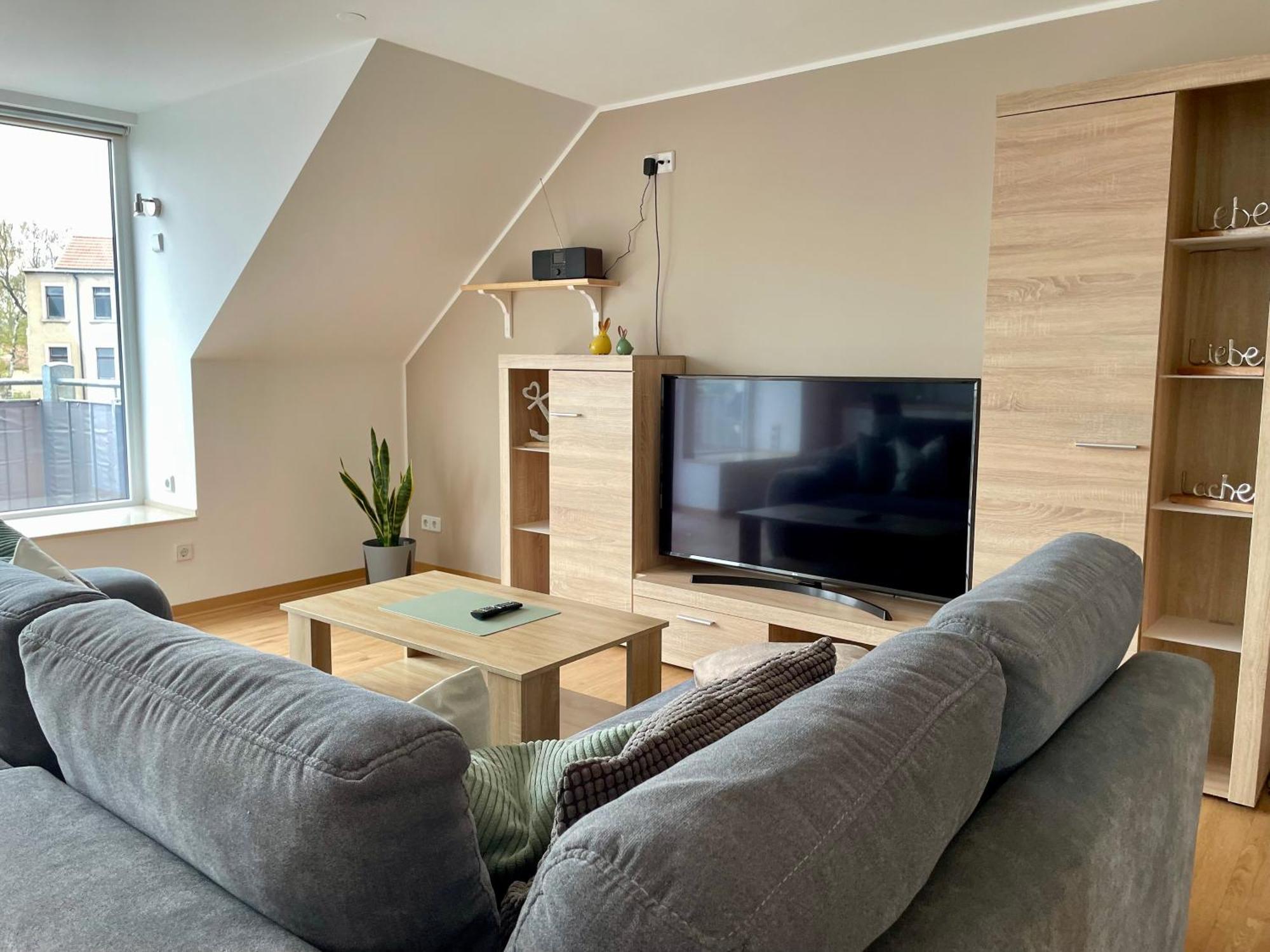 Stadtoase Geraeumige Gaestewohnungen Mit Balkon, Komfort, Modernitaet Und Ruhe, Fuer Monteure Geeignet, Free Wifi Frankenberg Zewnętrze zdjęcie